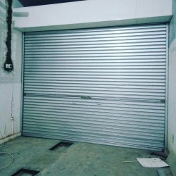 Rolling Door 