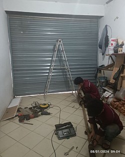 Service Rolling Door